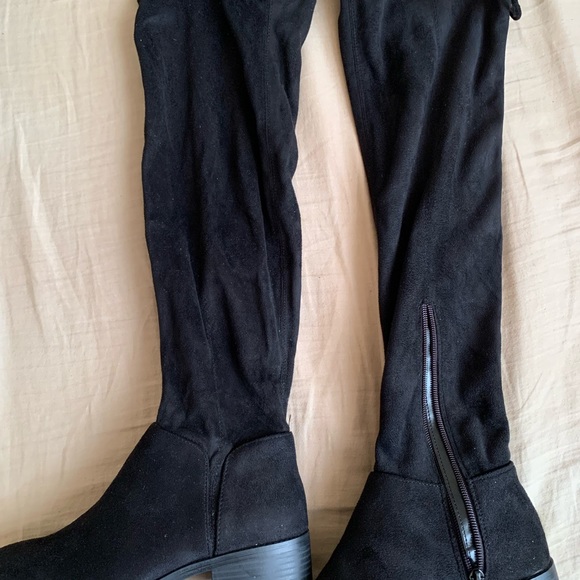 Lexi & Abbie Faux Suede Knee High Boots with Ties - Picture 2 of 2